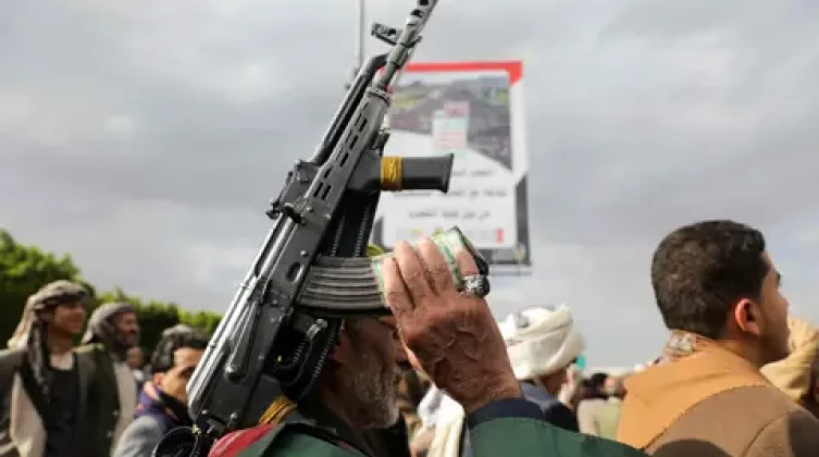 الحوثيون: أسقطنا المسيّرة الأمريكية "رقم 16" في أجواء اليمن