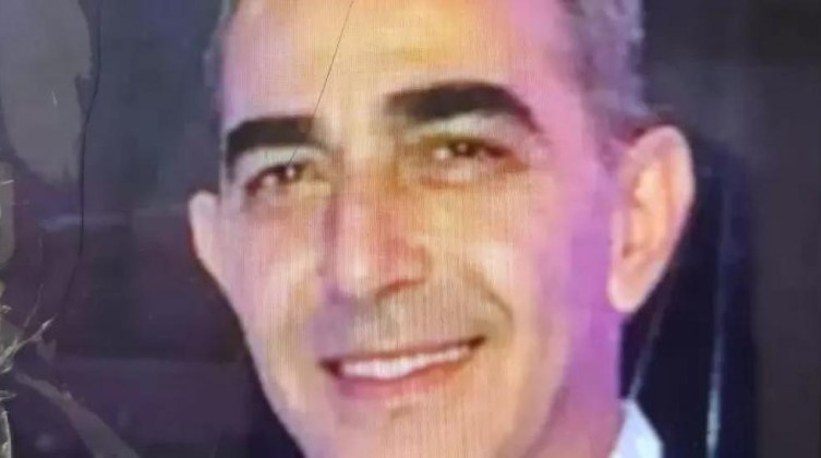 أطباء بلا حدود تنعي الطبيب حسام اللولو استشهد في قصف جوي على دير البلح