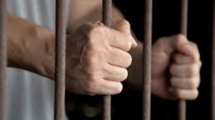 قائمة بأسماء أسرى فلسطينيين صدرت بحقهم أوامر اعتقال إداري