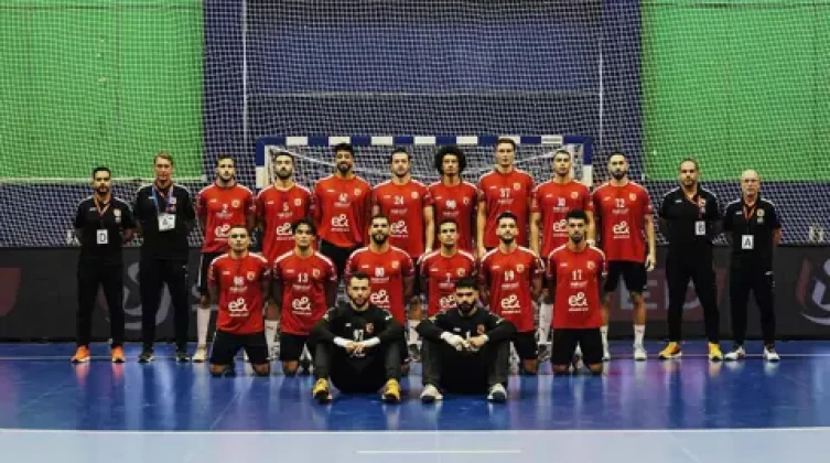 الأهلي يعلن رحيل نجميه إلى أوروبا بعد موسم تاريخي