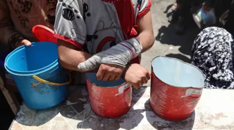 إسرائيل تحدد موعد بدء إدخال المساعدات الإنسانية إلى قطاع غزة