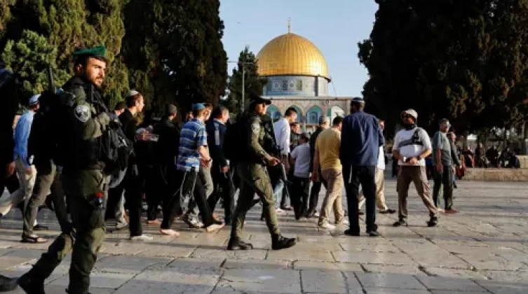 لأول مرة.. كبار حاخامات إسرائيل يدعون لعدم اقتحام الأقصى
