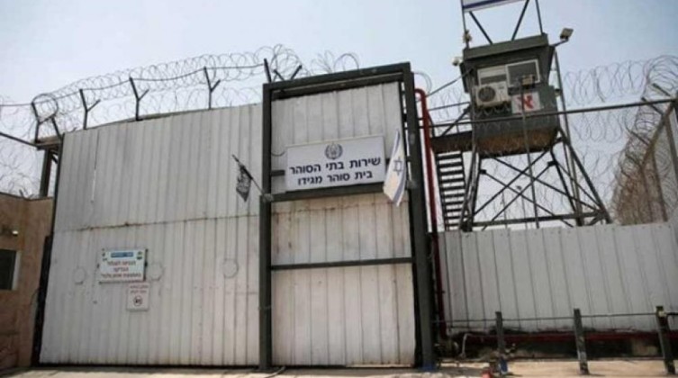 الاحتلال يصدر ويُجدد أوامر الاعتقال الإداري بحق 113 معتقلًا