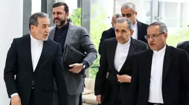 وول ستريت جورنال: إيران تسعى لإجراء محادثات مع أمريكا وإسرائيل