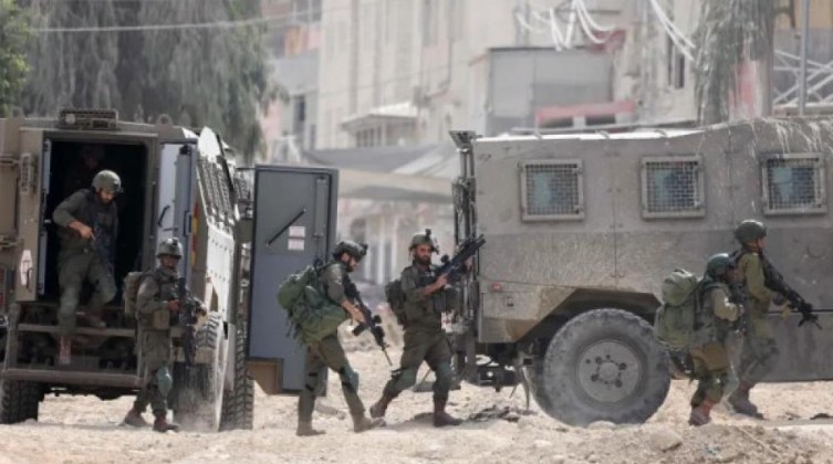 "الخارجية" تحذر: الاحتلال يستغل الحرب لتعميق جرائمه ضد الفلسطينيين