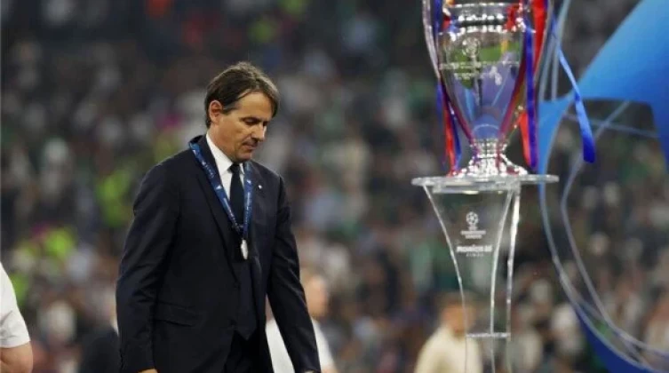 إنتر ميلان يعلن رحيل "إنزاجي" بعد خسارة دوري الأبطال