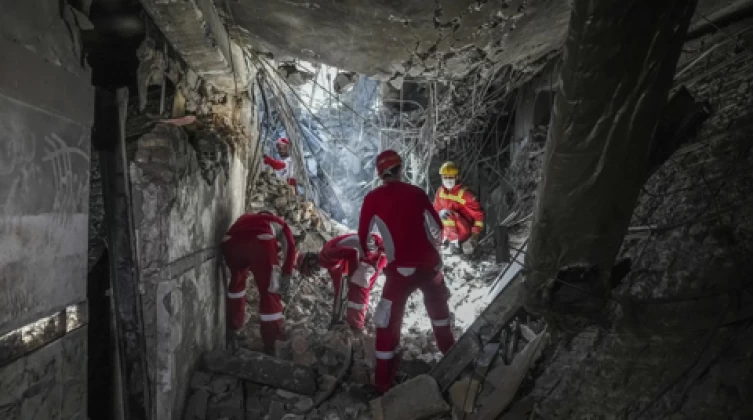 إيران: 71 قتيلاً حصيلة القصف الإسرائيلي على سجن إيفين