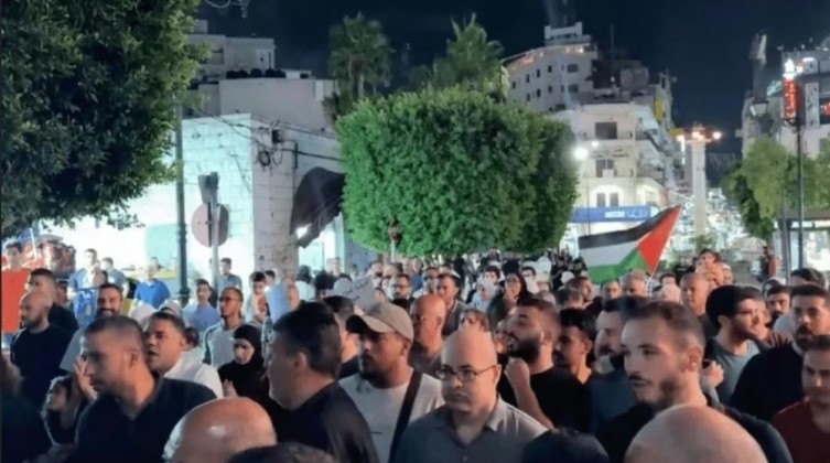 حماس تدعو جماهير الضفة والداخل لتكثيف الإسناد لغزة