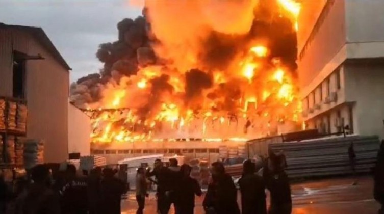 63 قتيلًا بحريق في مدينة الكوت العراقية