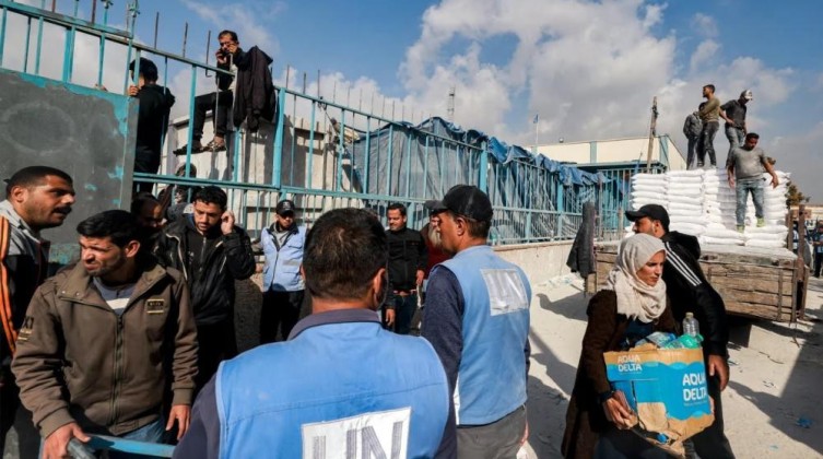 الاحتلال يرفض تجديد تأشيرات مسؤولين أمميّن في غزة