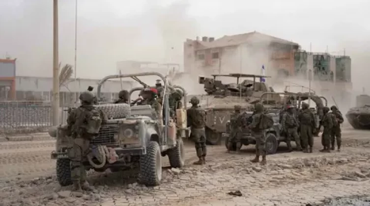 إصابة 8 جنود إسرائيليين إثر انهيار مبنى في غزة
