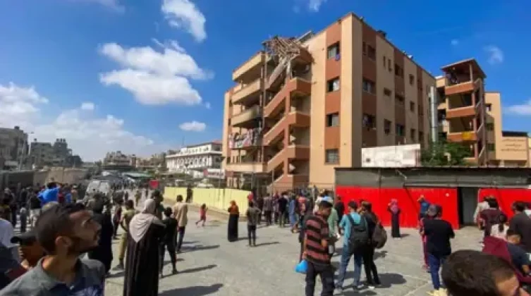 الصين تعرب عن "صدمتها" إزاء استهداف مجمع ناصر الطبي في غزة