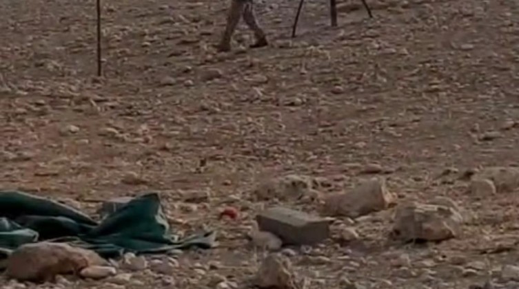 مستوطنون يواصلون تسييج أراضٍ في الأغوار الشمالية