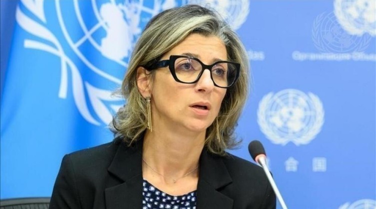 ألبانيز تطالب بفرض عقوبات على "إسرائيل" بعد قصف مستشفى ناصر