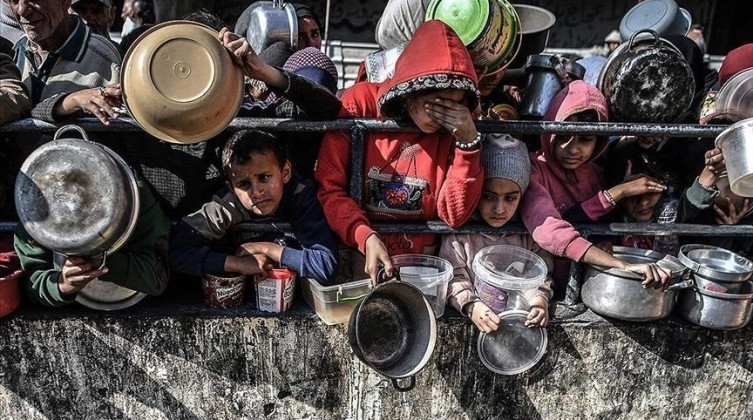 جمعية العودة: 550 ألفًا من سكان غزة يواجهون نقصًا حادًا بالغذاء