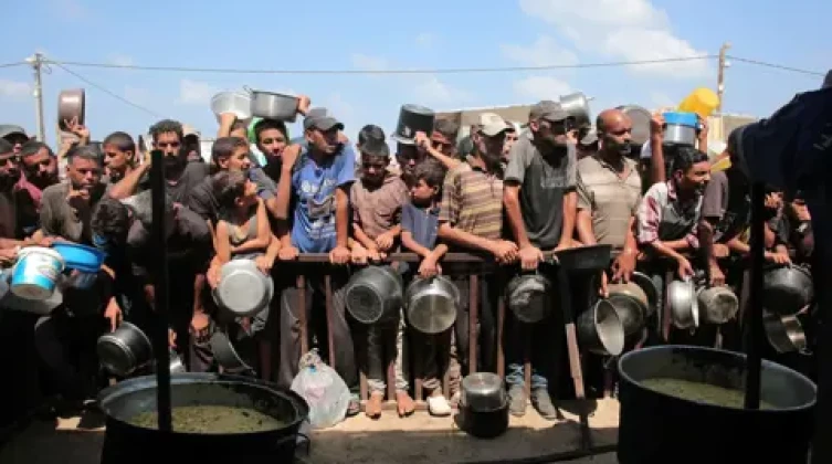 نتنياهو يهاجم الأمم المتحدة والصليب الأحمر