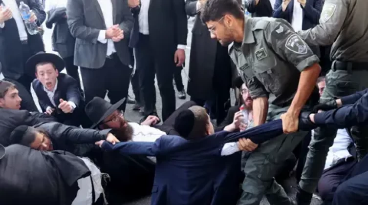 الحريديم يهددون بشلّ مطار بن غوريون رفضًا للتجنيد