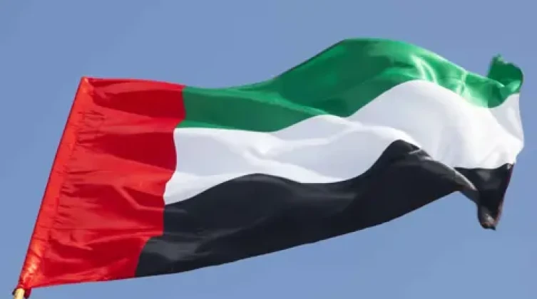 الإمارات تطلق سفينة حمدان الإنسانية لدعم قطاع غزة