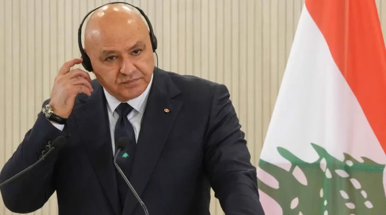 عون: الاعتداء الإسرائيلي على "اليونيفيل" تحدٍ للمجتمع الدولي