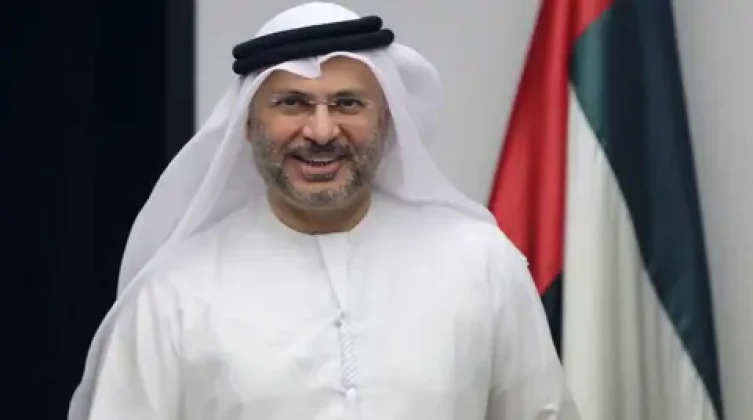 قرقاش: ترامب يستحق التقدير لإيقاف الحرب في غزة