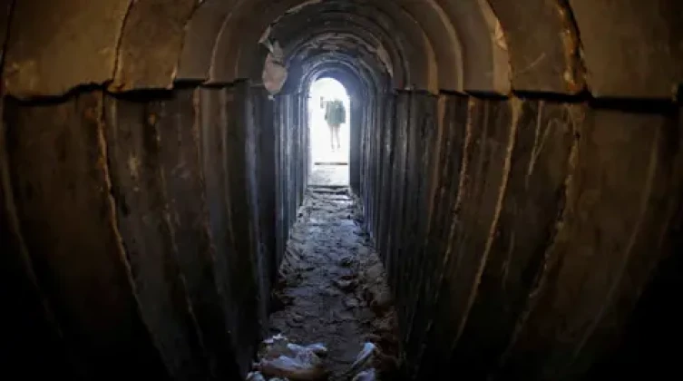 نفق الجنينة… ما الذي أجبر عناصر حماس على الخروج فجأة؟