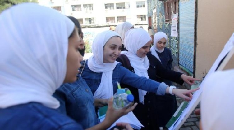 أسماء العشرة الأوائل  من طلبة توجيهي 2007 في قطاع غزة