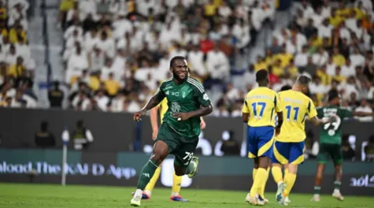 الأهلي السعودي يتخذ قرارا حاسما تجاه 3 نجوم