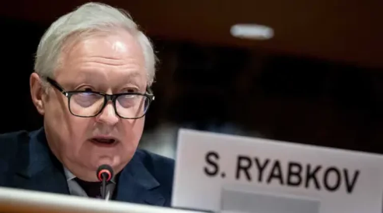 موسكو: تفاهمات "قمة ألاسكا" بين بوتين وترامب "خط أحمر"