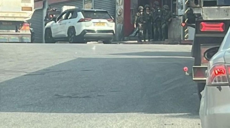 الاحتلال يستولي على مركبة في جفنا ويغلق مدخل نعلين