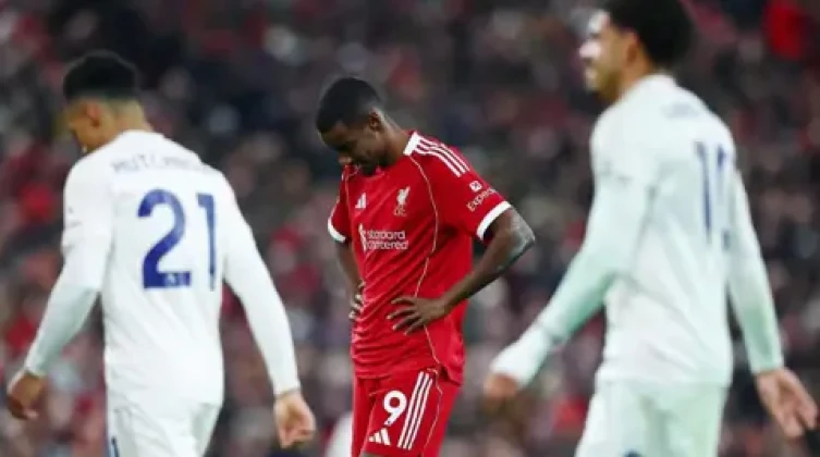 4 أرقام صادمة تكشف كارثة ليفربول