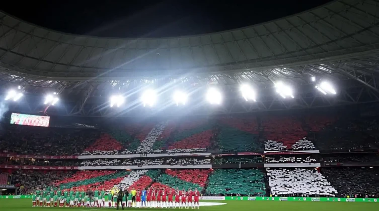 رافينيا يشعل مواقع التواصل بدعمه العلني لغزة والقضية الفلسطينية