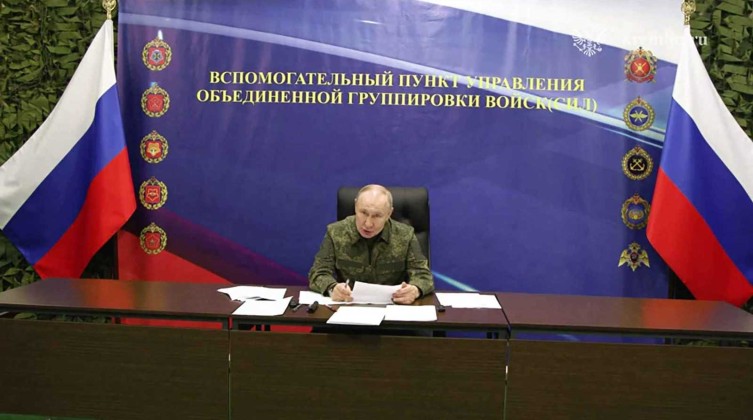 بوتين يأمر بتوسيع المنطقة العازلة في أوكرانيا