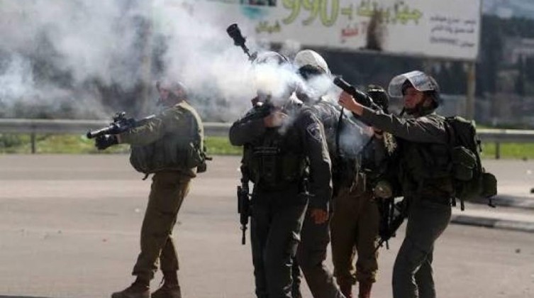 إصابات بالاختناق خلال اقتحام الاحتلال حوسان غرب بيت لحم