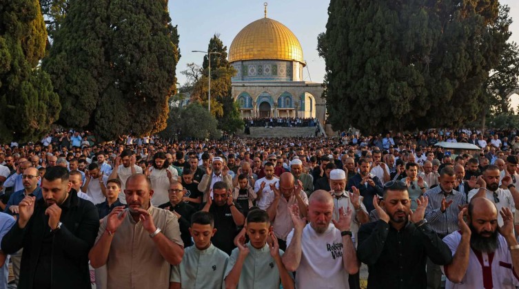 محافظة القدس تحذر من قانون إسرائيلي يهدد الأقصى