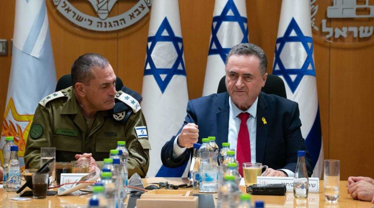 انتقادات داخل الجيش الإسرائيلي لكاتس.. ما السبب؟
