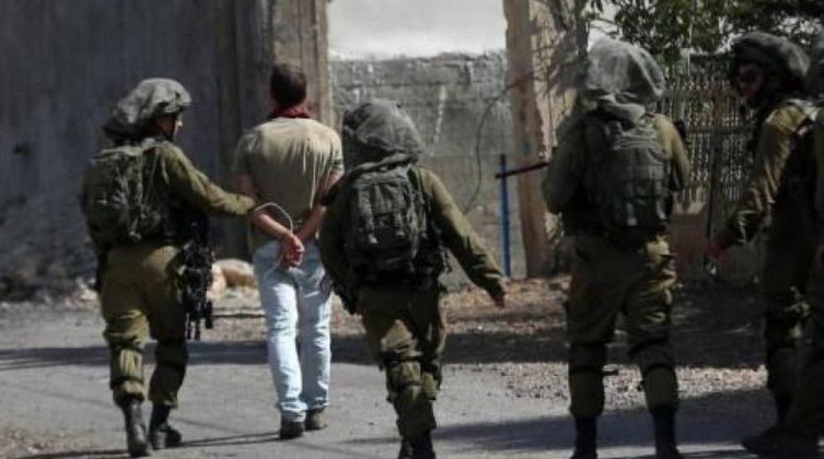 الاحتلال يعتقل مواطنين من بلدة بروقين غرب سلفيت