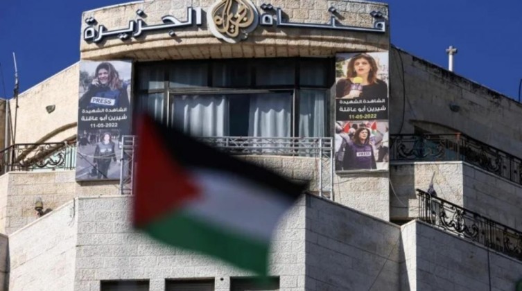 الاحتلال يُجدد إغلاق مكتب قناة الجزيرة برام الله