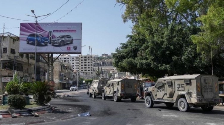 الاحتلال يقتحم مخيمي العين وعسكر الجديد في نابلس
