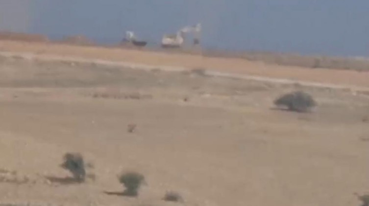 مستوطنون يجرفون أراضٍ بالأغوار الشمالية لتوسيع بؤرة استيطانية