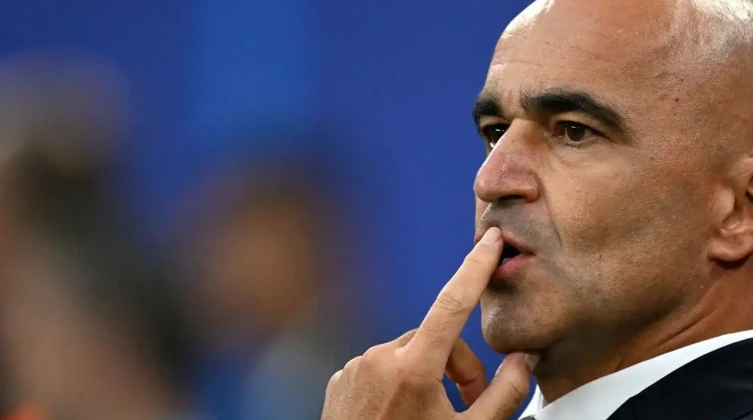 مارتينيز يلمّح لمنافسة قوية على مركز رونالدو في مونديال 2026