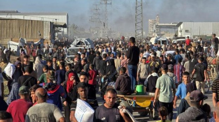 منظمات دولية تحذر من شلل العمل الإنساني في فلسطين