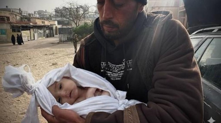 وفاة رضيع نتيجة البرد القارس جنوبي قطاع غزة