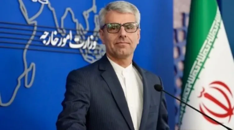 إيران تدين فرض ترامب رسومًا جمركية وتصفها بالانتقام المباشر