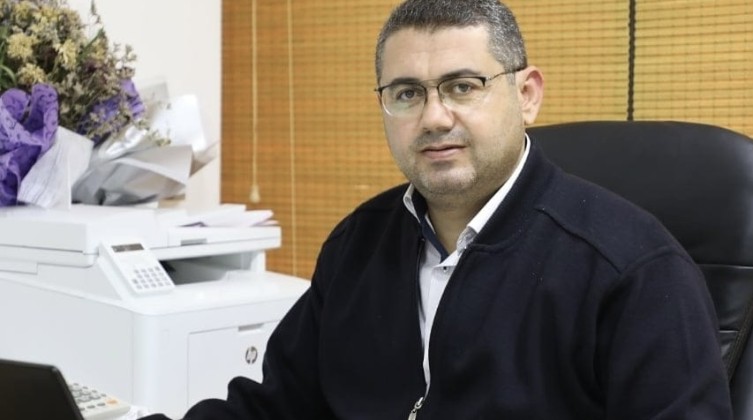 الشرافي يطالب بإعطاء أولوية عاجلة لإعادة بناء الإعلام المحلي في غزة