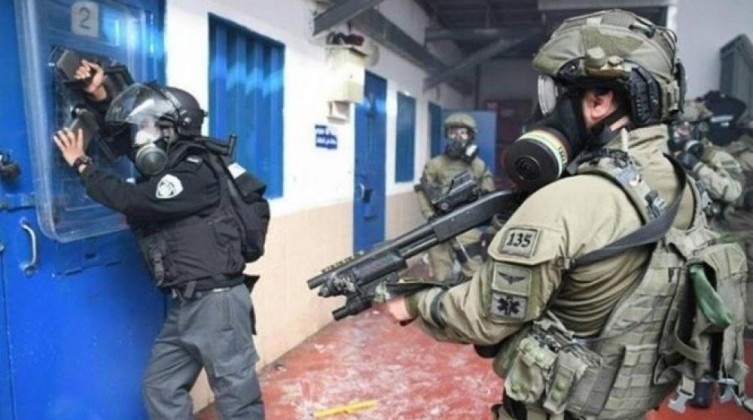 إعلام الأسرى: تجويع وقمع في قسم (25) بسجن النقب