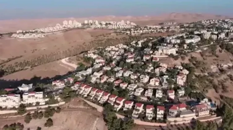 تحذير فلسطيني من "التفافي العيزرية" الاستيطاني بالقدس