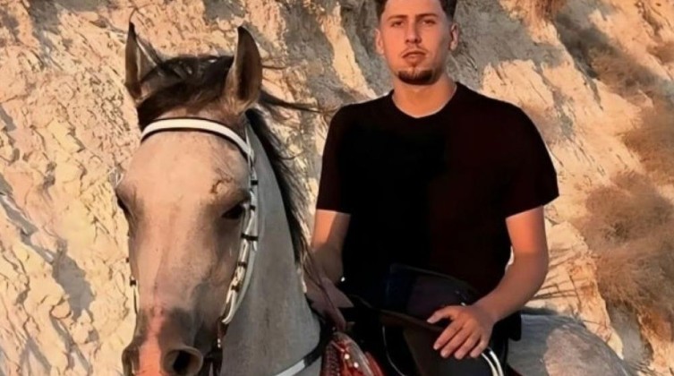 شهيد برصاص مستوطنين في قرية مخماس شمال القدس