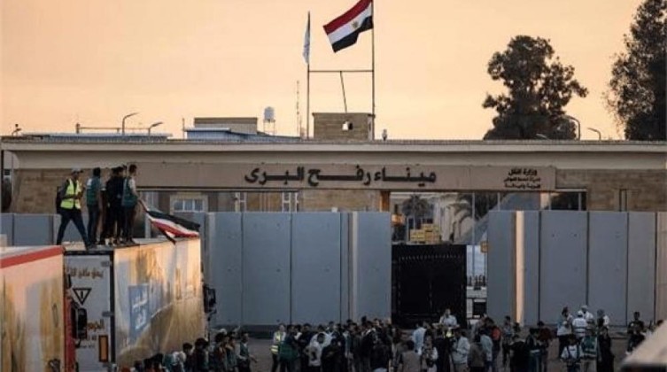 جيش الاحتلال يُلغي سفر دفعة مرضى غزة عبر معبر رفح اليوم