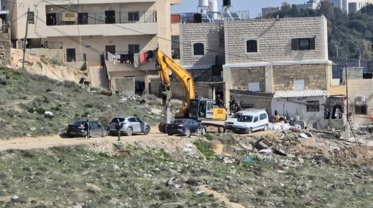الاحتلال يهدم غرفة زراعية غرب رام الله