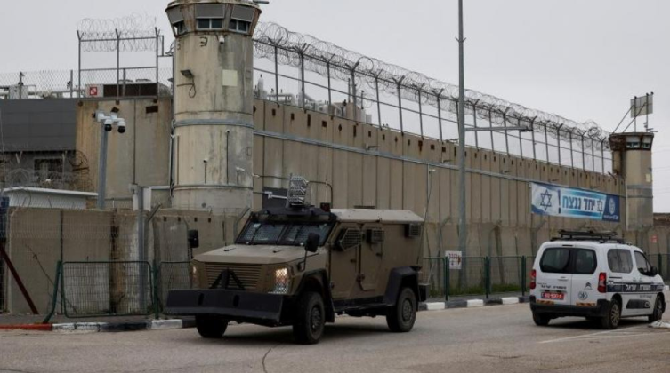 الاحتلال يفرج عن 9 أسرى من قطاع غزة
